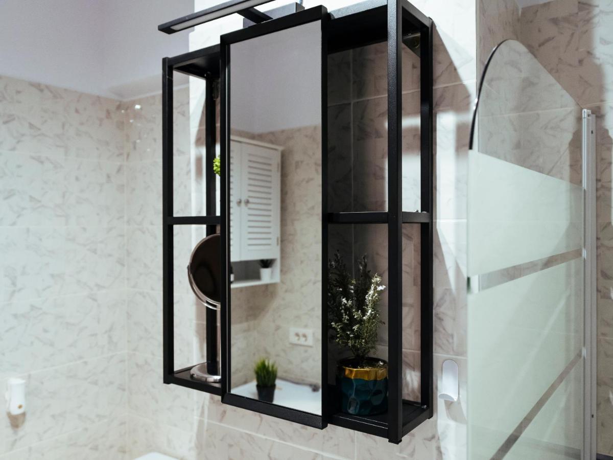 Cozy Special Pallady Apartament With Garden & Courtyard Bükreş Dış mekan fotoğraf
