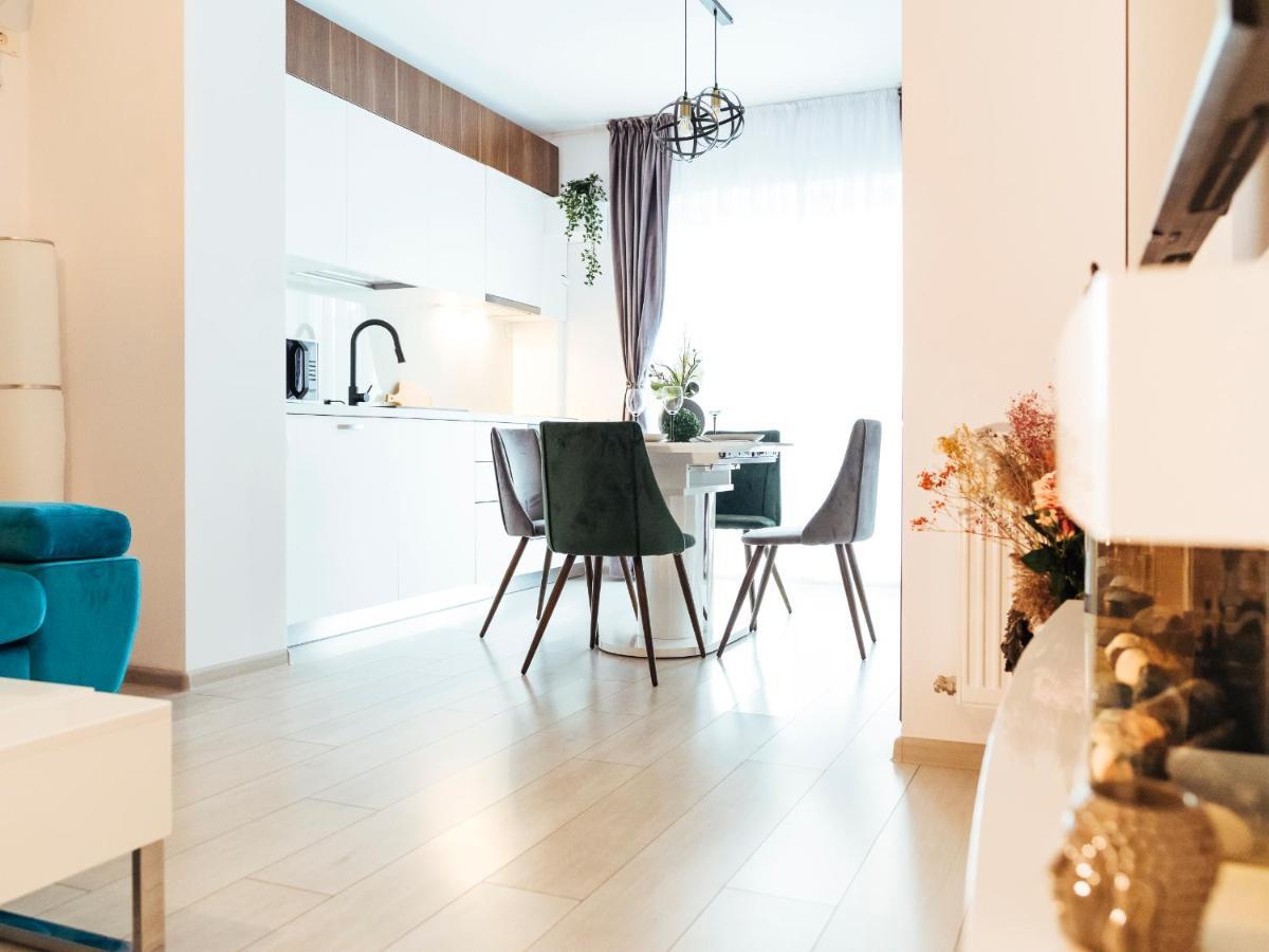 Cozy Special Pallady Apartament With Garden & Courtyard Bükreş Dış mekan fotoğraf